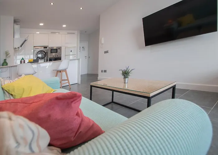 La Atalaya De קדיז