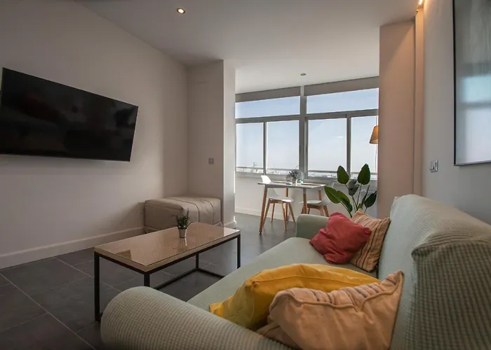 La Atalaya De קדיז