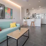 아파트 La Atalaya De *